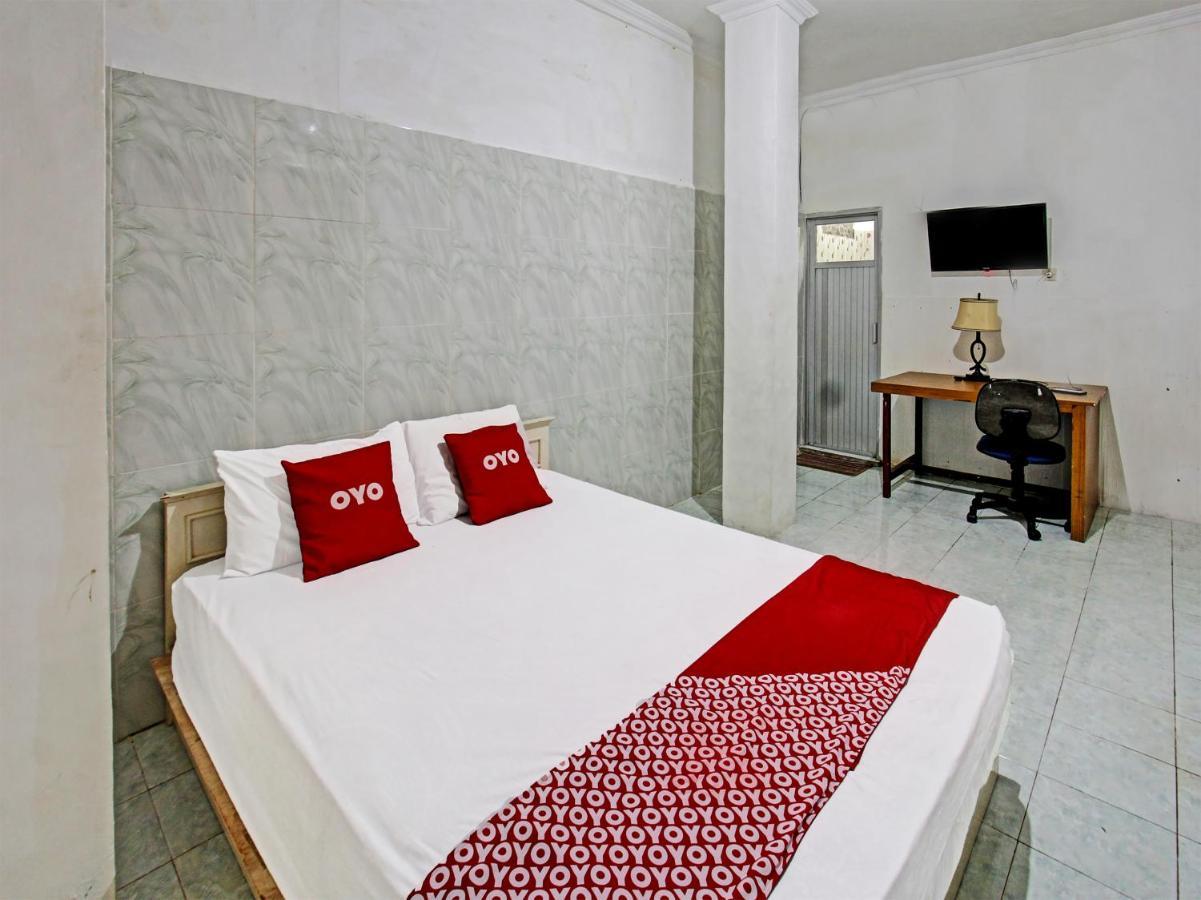 Oyo 3741 Mutiara Syariah 1 Hotel Mataram Exterior foto